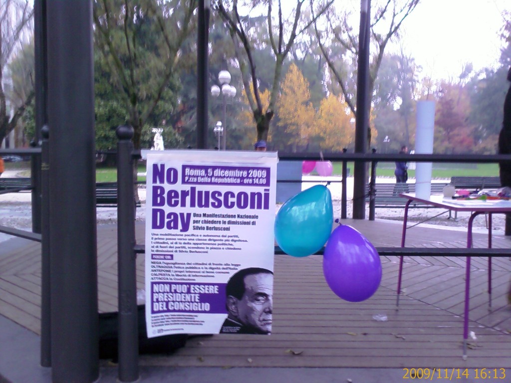Anche da Ferrara per il ‘No Berlusconi day’