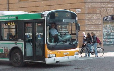 Manette ai polsi del palpeggiatore