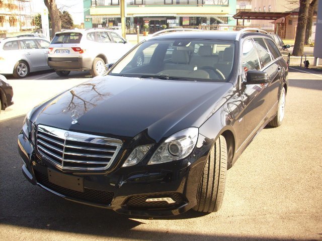 Mercedes Classe E SW, la terza stella