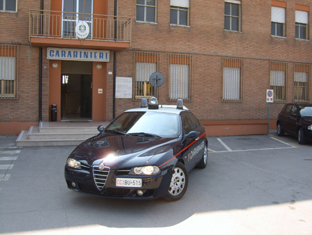 Comacchiese in carcere per violenze