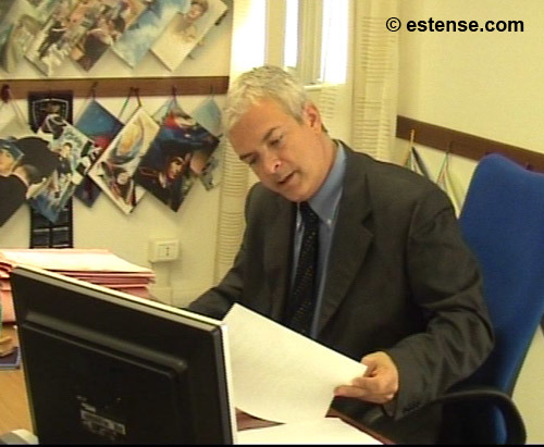 Acquistava merce con falsa partita Iva