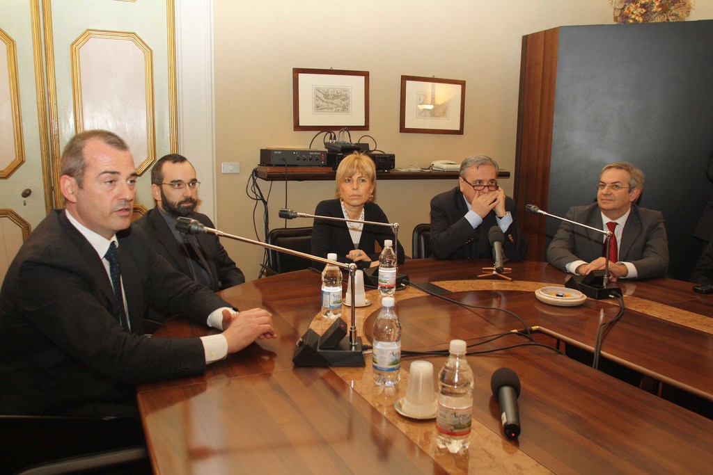 Sacconi e la formazione da copertina