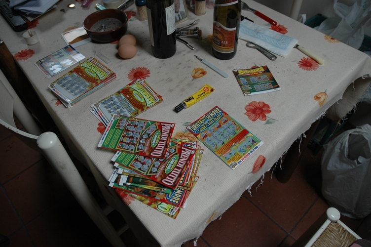 “Gratta e Vinci” falsificati col bisturi