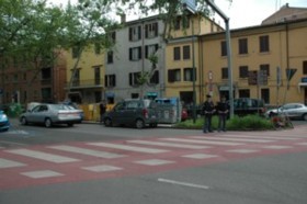 Auto impazzita investe due bambini