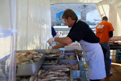 Azzurro come il pesce. Stand pescatori
