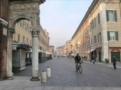 Corso Martiri, lavori per la nuova illuminazione