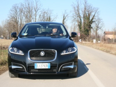 Nuova Jaguar XF, eccellenza allo stato puro