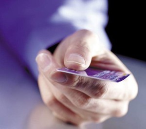 Condannato a 3 anni per clonazione di carte di credito