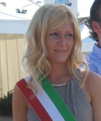 Area, Jolanda non darà il voto