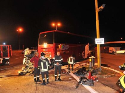 Incidente Pullman Toro credit TM News Infophoto (12)