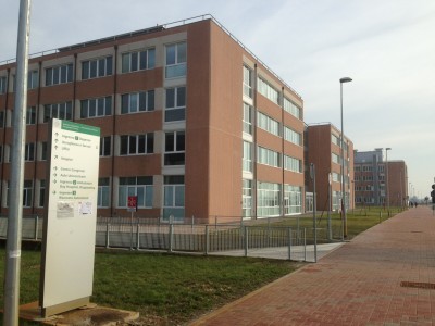 Cona, il giudice resta