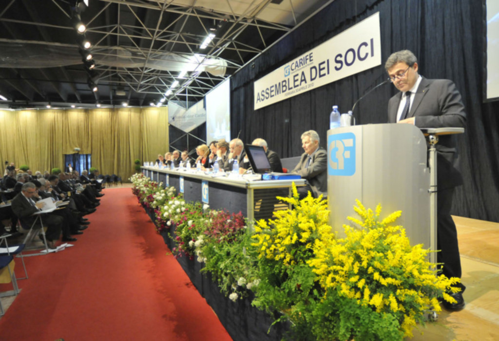 Carife, bilancio e critiche