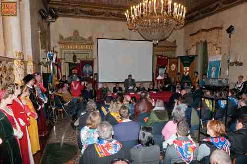 Il Palio si presenta e respinge le polemiche