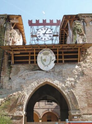 terremoto poggio orologio torre