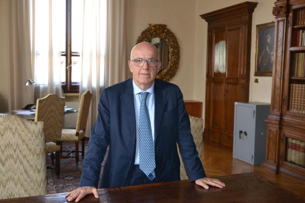 Carife predica fiducia