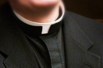 Innamorata del prete, ci ricasca