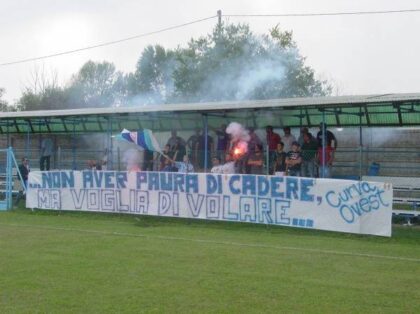 La Curva Ovest in via Copparo sabato pomeriggio (da www.spal2013.it)