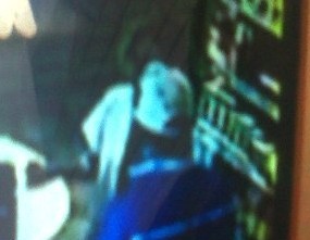 Rapina lampo con pistola alla farmacia Giardino