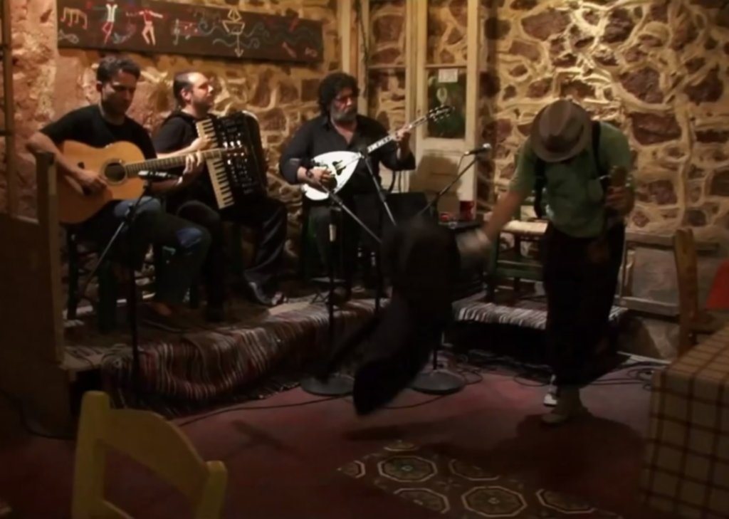 Capossela e il “blues” greco che suona la crisi