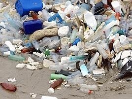 La “montagna di rifiuti” preoccupa anche Uil