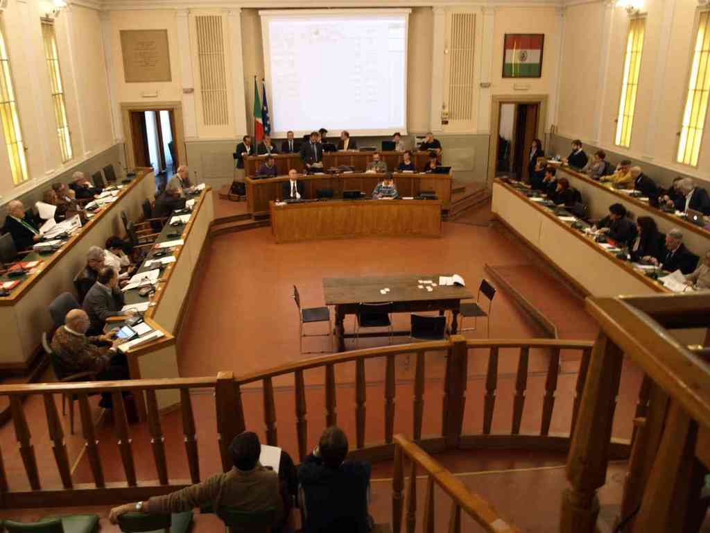 Marattin presenta il bilancio 2014 ‘anti’  politica nazionale