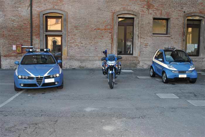 Sradicano la cassaforte a muro della Circoscrizione 4