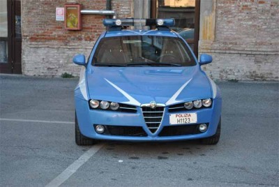 Bidello perseguita la collega, arrestato per stalking