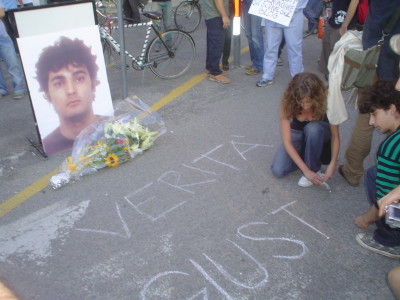 Aldrovandi, le reazioni agli applausi del Sap