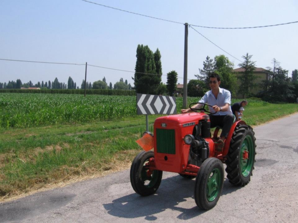 Calderoni lascia la politica e… va a zappare