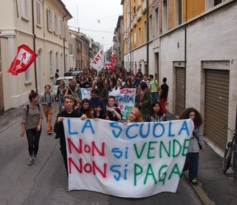 Uds: “Questa non è la nostra buona scuola”