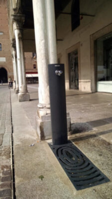 Fontanella piazza Trento Trieste