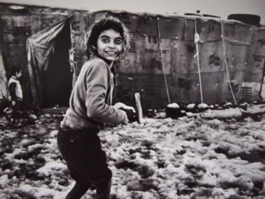 Bambini siriani in fuga dalle bombe. L’ambasciata nega il visto