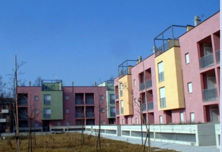 Sfrattata dall’alloggio popolare, non riesce a trovare casa