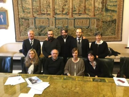 7e319b22-ca20-4802-be91-754856c3b216