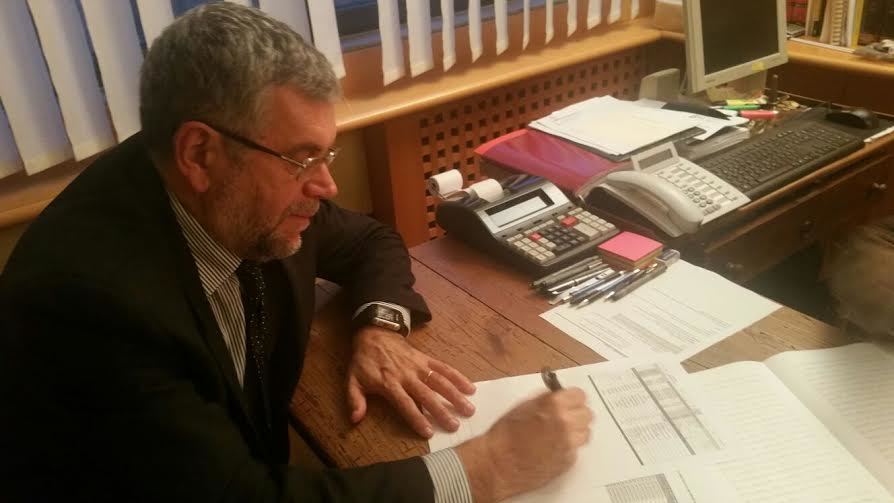 Rifiuti, inizia l’era di Davide e Golia