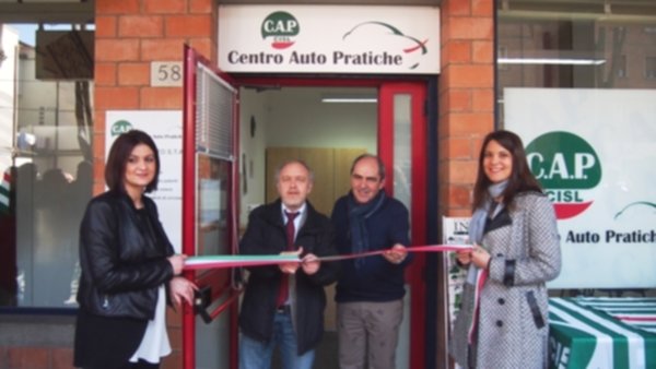 La Cisl apre il Centro Auto Pratiche
