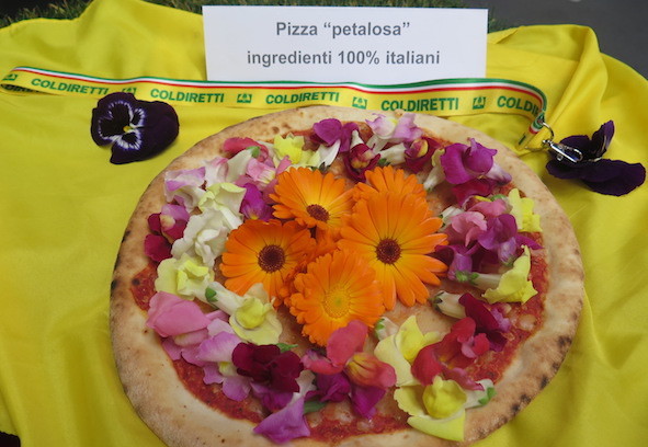 E Coldiretti lancia la pizza “petalosa”