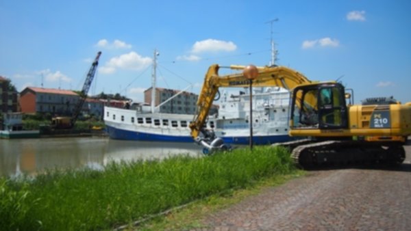 Sebastian Pub, ecco il pontone