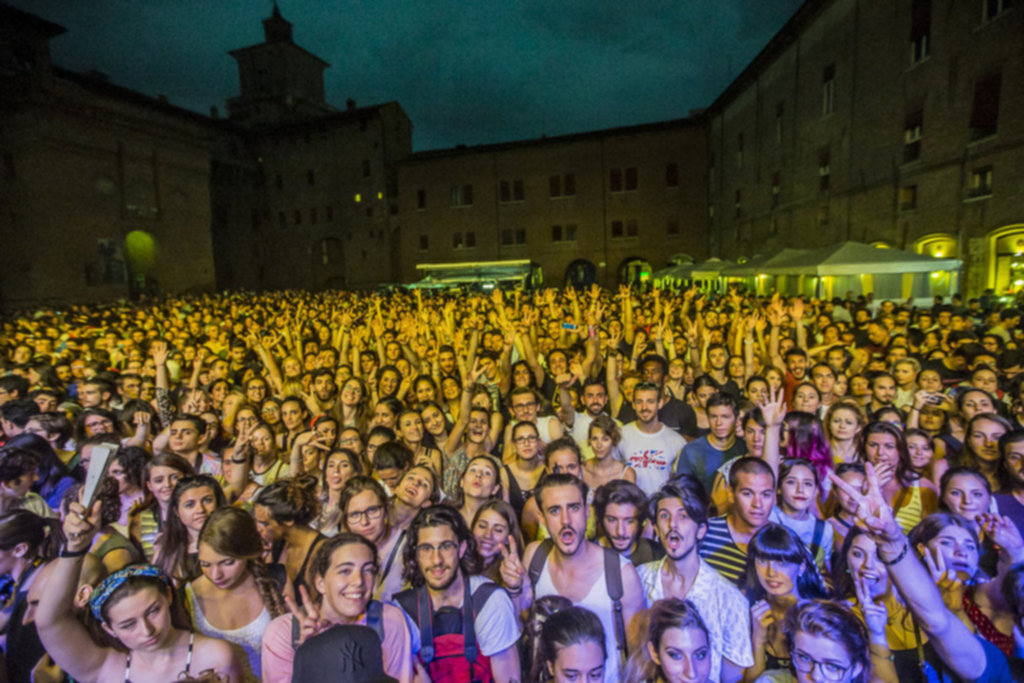 The Last Shadow Puppets, buona la prima per il ‘supergruppo’