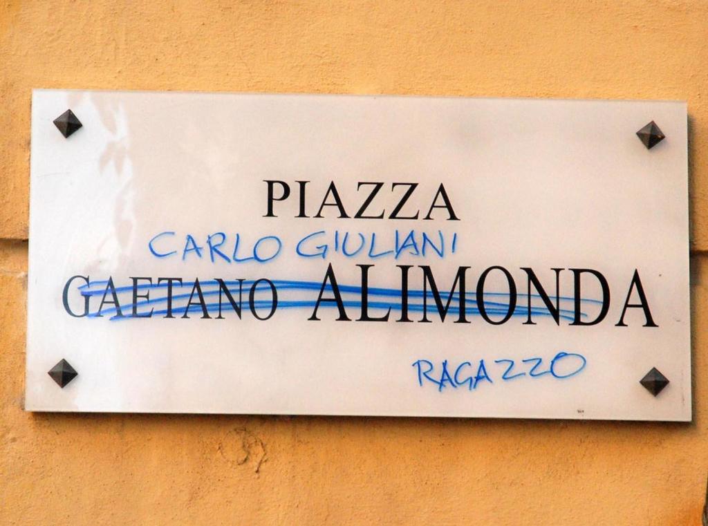 piazza_carlo_giuliani