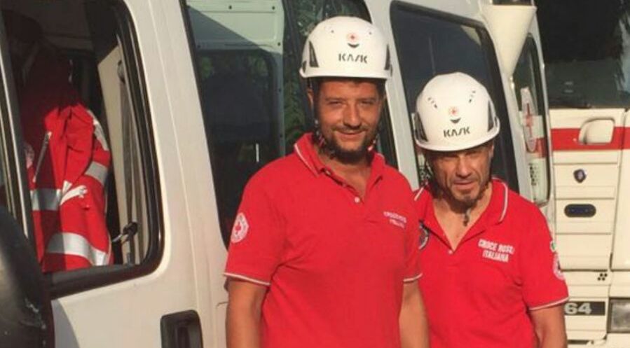 Gli angeli ferraresi tra le macerie