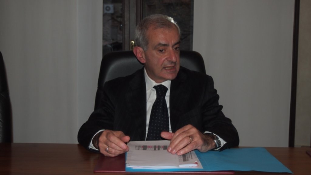 Arrivano 11 profughi. Il prefetto ai sindaci: “Collaboriamo o è il caos”