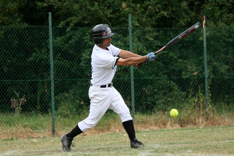 L’home run della discordia in via Rambaldi