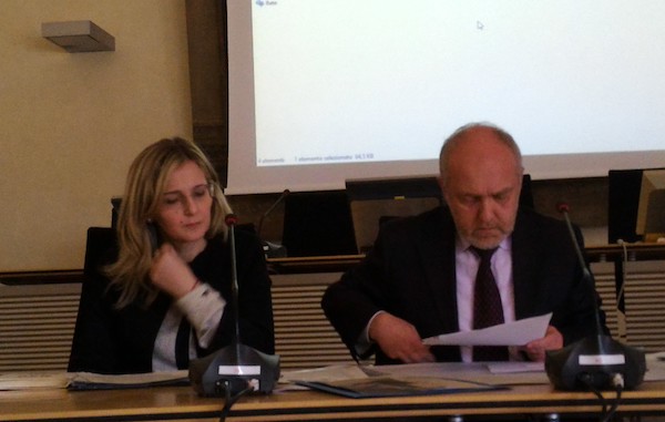 Il consiglio comunale blinda l’assessore Ferri: nessuna sfiducia