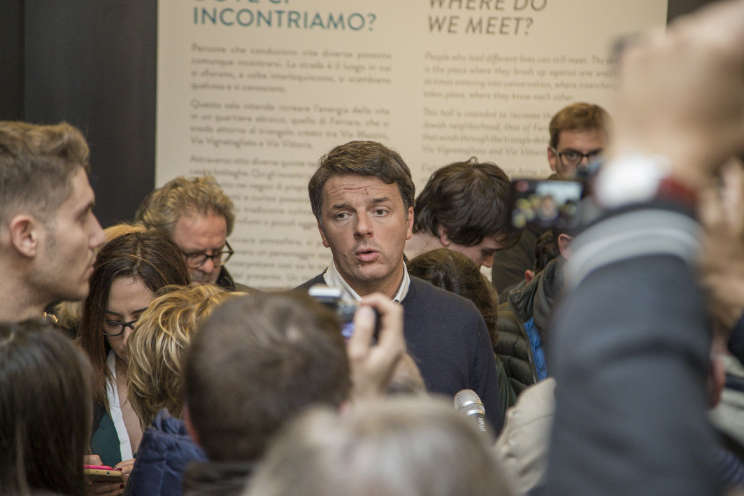 Renzi su Carife: “Siamo dalla parte dei risparmiatori”