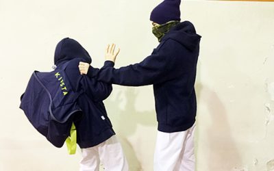 Bullismo a scuola. Picchiato sui banchi durante l’ora di matematica