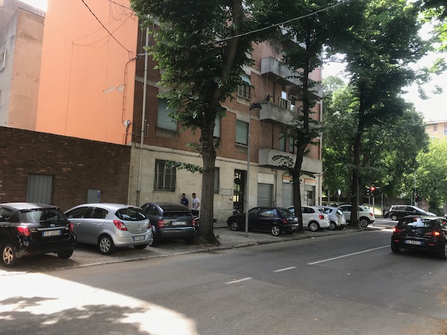 Rissa col machete, la testimone: “Chi si lamenta dei delinquenti gli dà la casa in affitto”