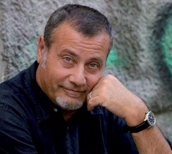 Il re del noir Carlotto: “I cristiani di Allah, quando i migranti eravamo noi”