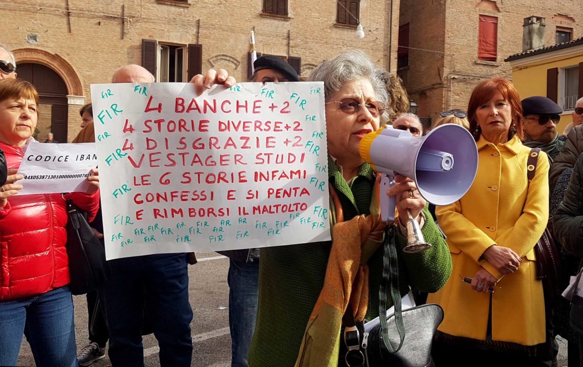 Renzi querela Giovanna Mazzoni e riapre la ferita tra risparmiatori e Pd