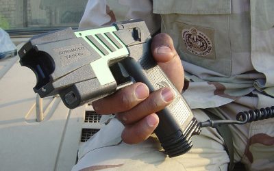 “Sospendiamo l’uso del Taser”. La Civica Anselmo interpella la Giunta